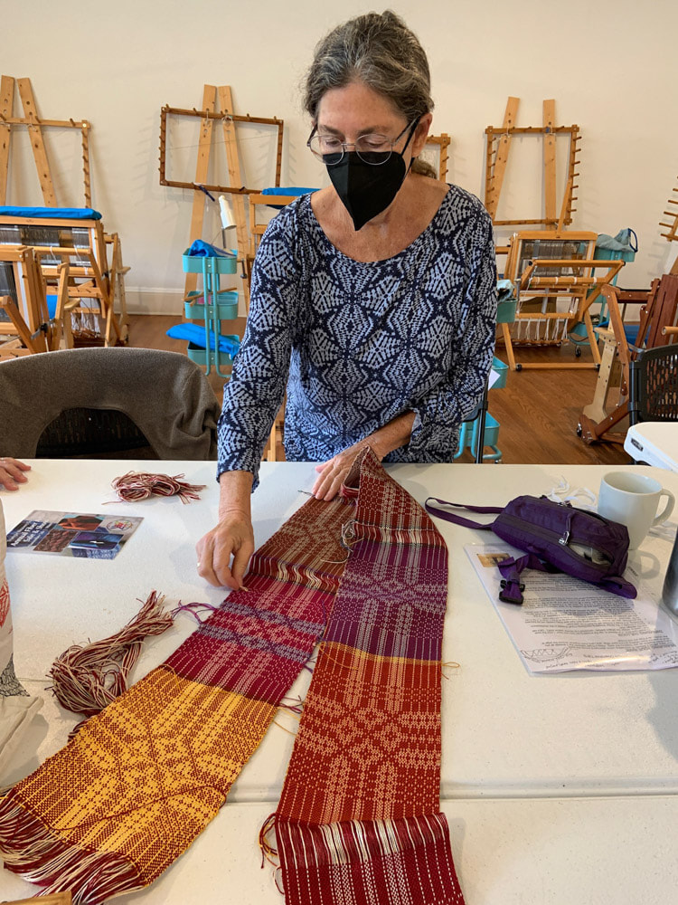 September 2022 – ​Pattie Lamb’s Doubleweave Overshot Class