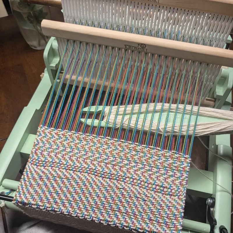 Advanced Rigid Heddle Techniques: Twills! with Kelly Walsh- RESCHEDULED from August.  Registration is now open!